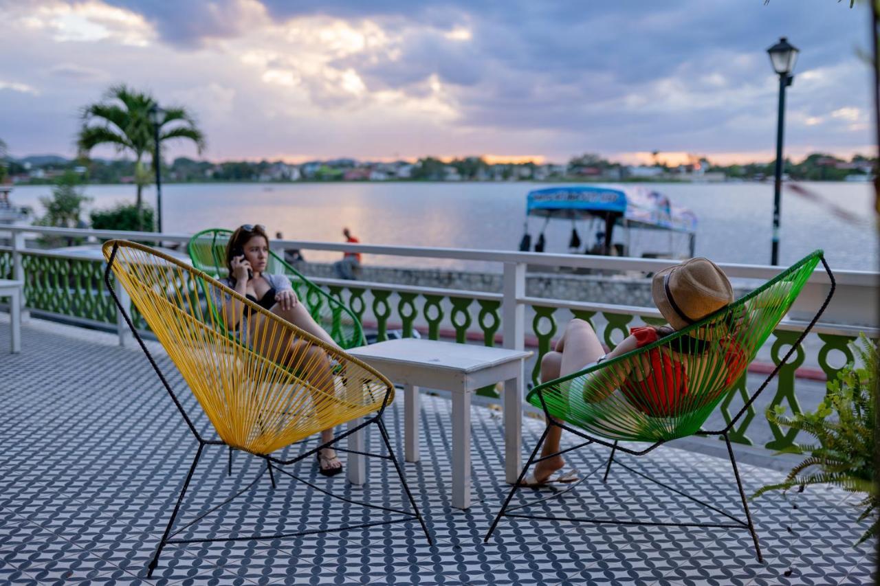 Hotel Peten Flores Exterior foto