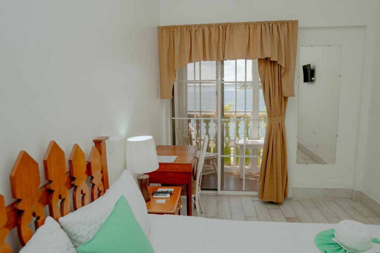 Hotel Peten Flores Exterior foto