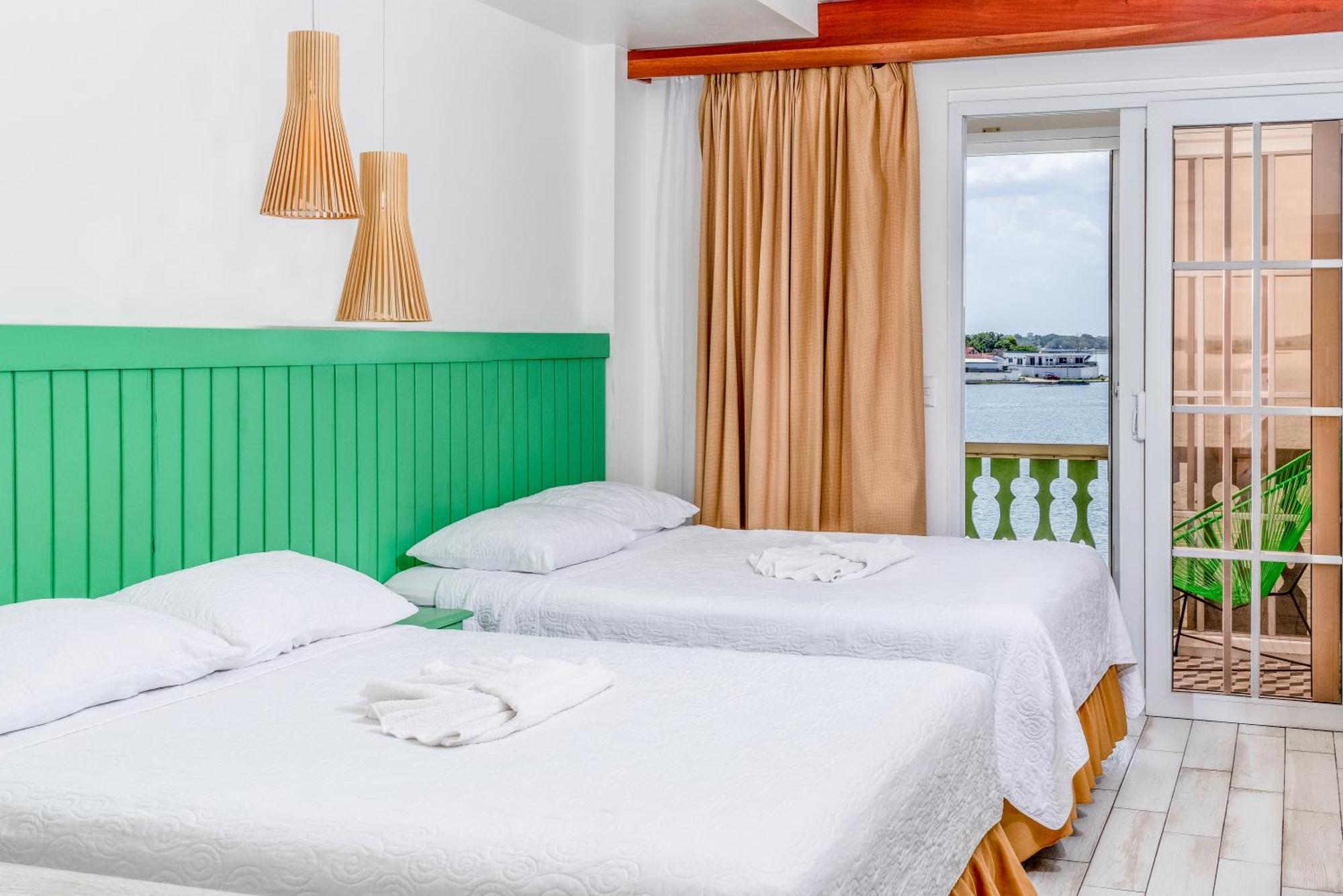 Hotel Peten Flores Exterior foto